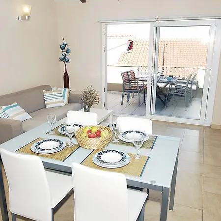 Apartment Maslina