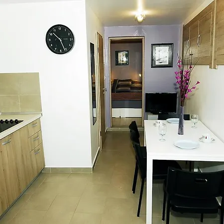 Apartment Maslina Primosten