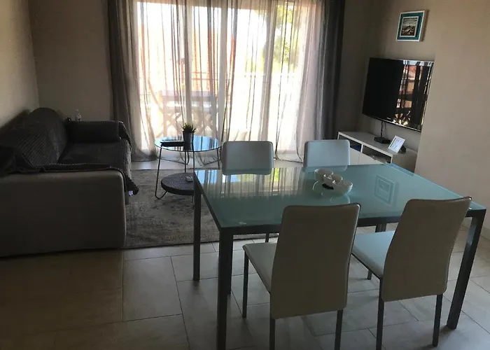 Maslina * Primošten